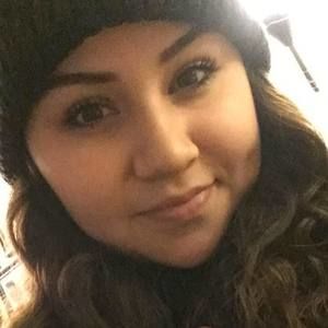 Meet your Posher, Isabel